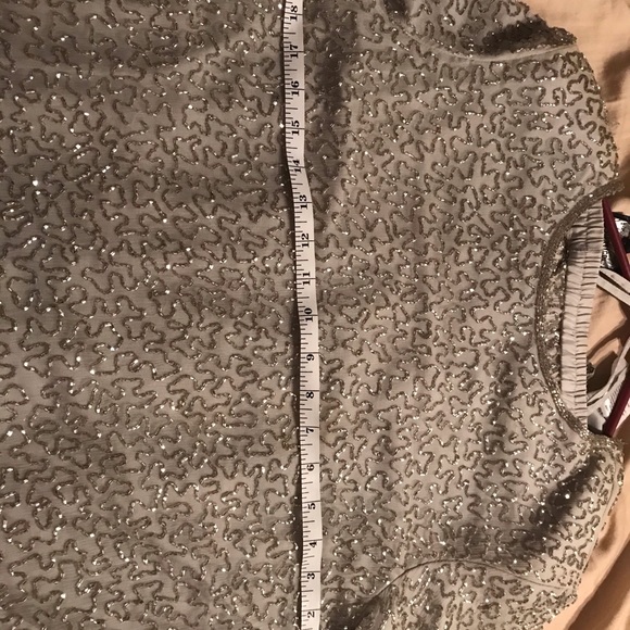 Beaded silver top and skirt with fringe - Picture 5 of 10